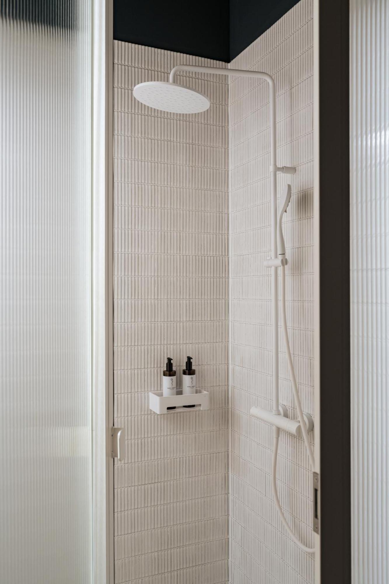 By Wolfensson - Boutique Apartahotel Viena